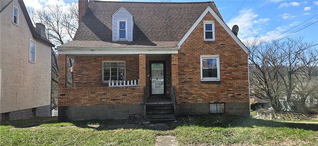 4600 3rd St, Versailles Boro, PA 15132