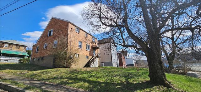 4600 3rd St, Versailles Boro, PA 15132