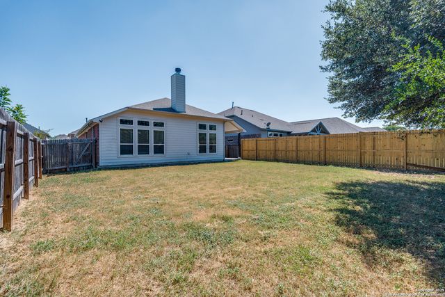 8811 Falcon Park, Converse, TX 78109