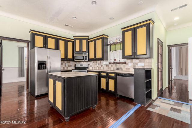 41420 E Cathy Lane, Marana, AZ 85658