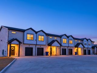 1170 Meadowhill Ln Unit B, Clarksville, TN 37043