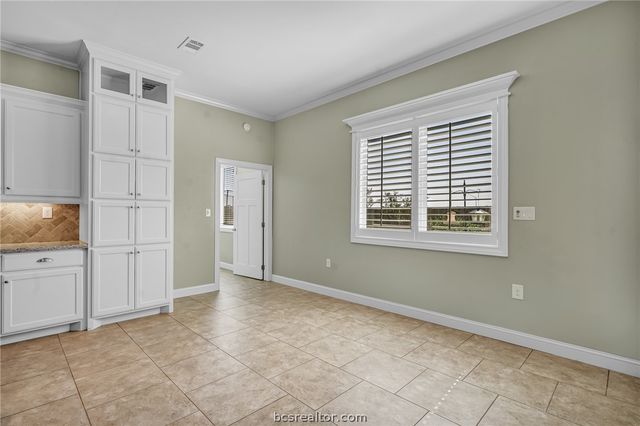 15628 Shady Brook Lane, College Station, TX 77845