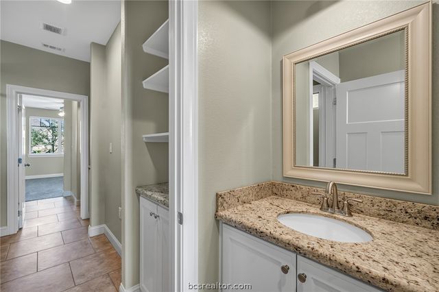 15628 Shady Brook Lane, College Station, TX 77845