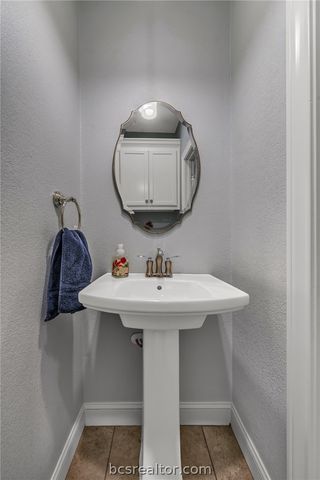 15628 Shady Brook Lane, College Station, TX 77845