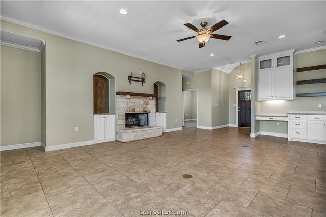 15628 Shady Brook Lane, College Station, TX 77845