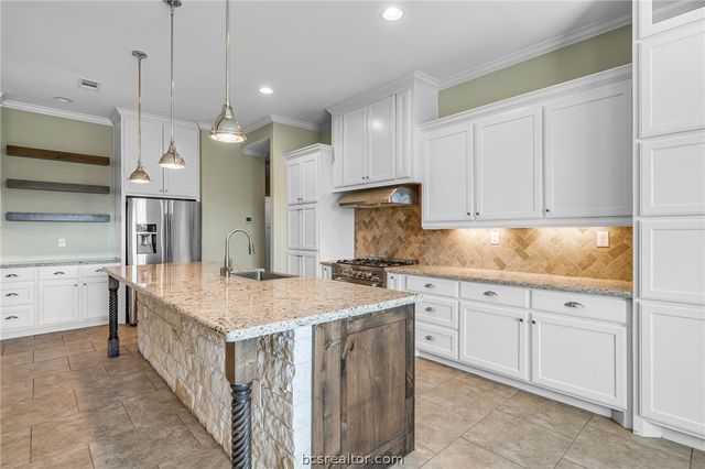 15628 Shady Brook Lane, College Station, TX 77845