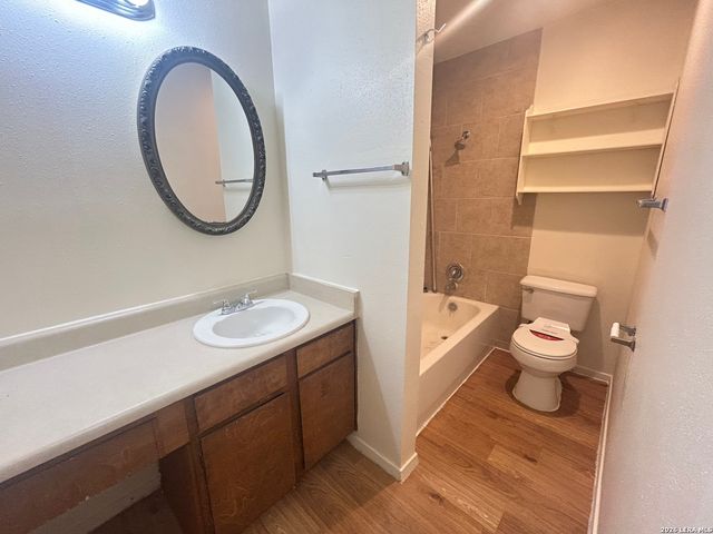 14531 WOODS HOLE DR, San Antonio, TX 78233
