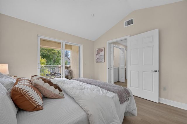 1911 Vida Court, Mountain View, CA 94043