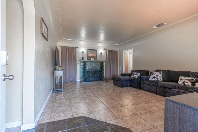 4764 E Nevada Ave Avenue, Fresno, CA 93702