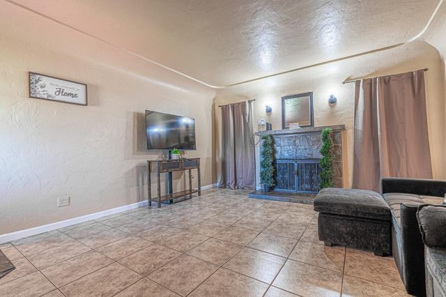 4764 E Nevada Ave Avenue, Fresno, CA 93702