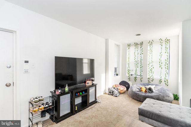 2514 13TH ST NW, Washington, DC 20009