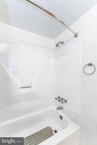 2514 13TH ST NW, Washington, DC 20009