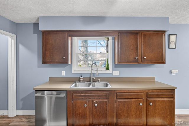 340 Winthrop Lane, Saginaw, MI 48638