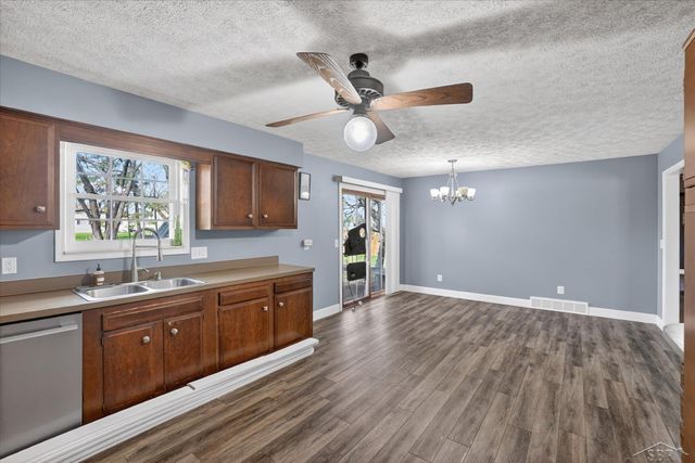 340 Winthrop Lane, Saginaw, MI 48638