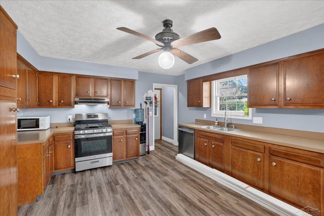 340 Winthrop Lane, Saginaw, MI 48638