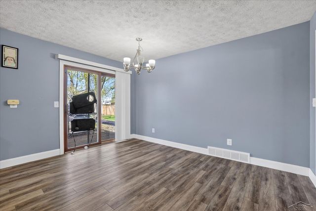 340 Winthrop Lane, Saginaw, MI 48638