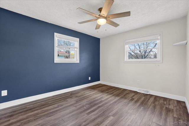 340 Winthrop Lane, Saginaw, MI 48638