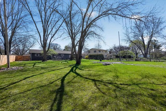 340 Winthrop Lane, Saginaw, MI 48638