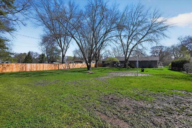 340 Winthrop Lane, Saginaw, MI 48638