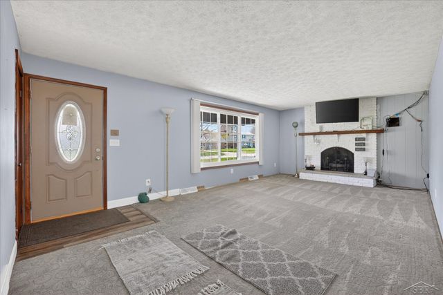 340 Winthrop Lane, Saginaw, MI 48638