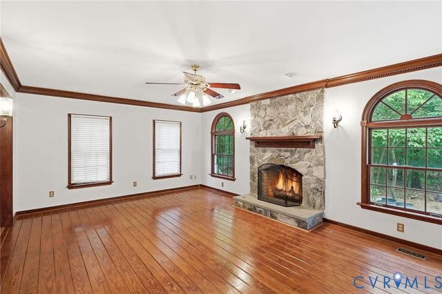 3162 Black Creek Dr, Mechanicsville, VA 23111