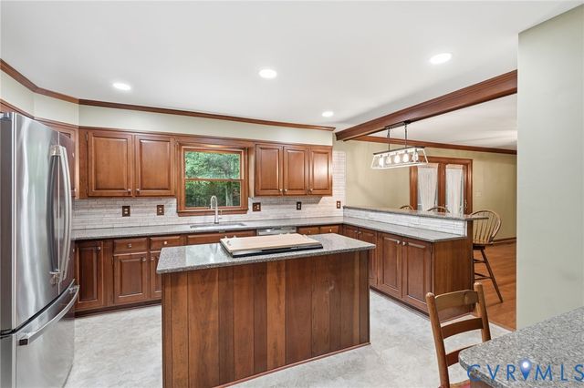 3162 Black Creek Dr, Mechanicsville, VA 23111