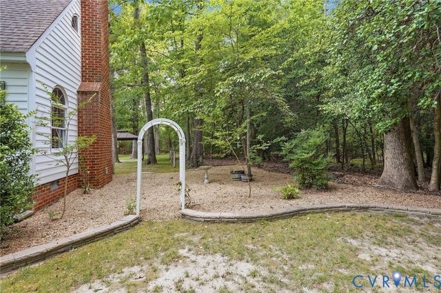 3162 Black Creek Dr, Mechanicsville, VA 23111