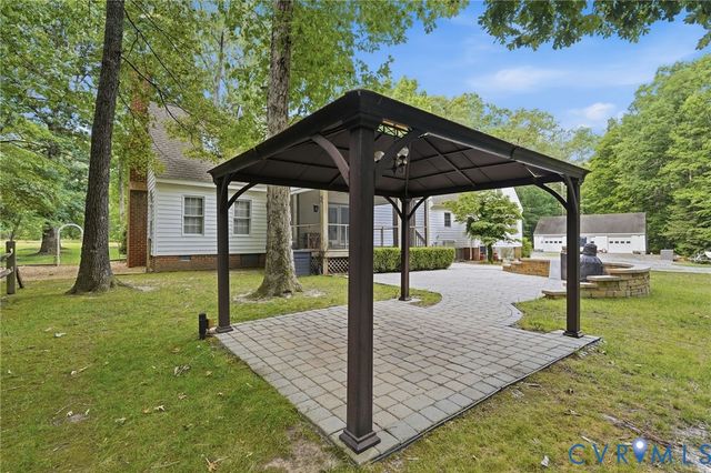 3162 Black Creek Dr, Mechanicsville, VA 23111