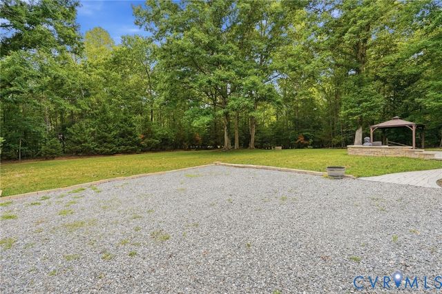 3162 Black Creek Dr, Mechanicsville, VA 23111