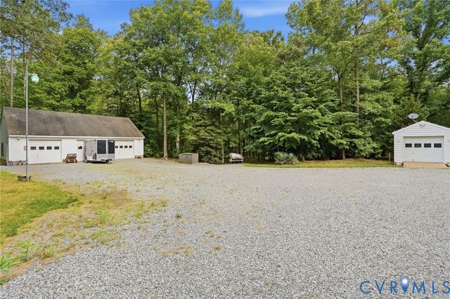 3162 Black Creek Dr, Mechanicsville, VA 23111