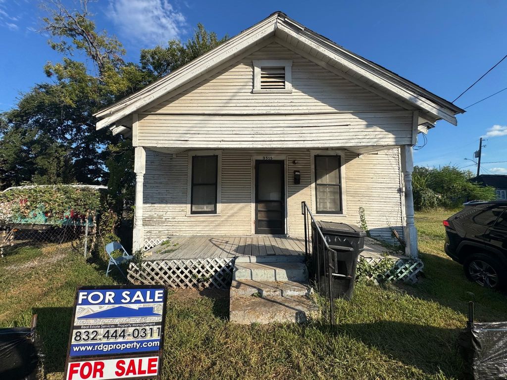 3515 Saint Charles Street, Houston, TX 77004