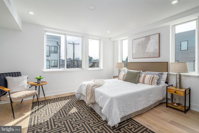 2616 E HAGERT ST, Philadelphia, PA 19125