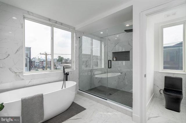 2616 E HAGERT ST, Philadelphia, PA 19125