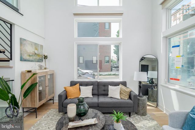 2616 E HAGERT ST, Philadelphia, PA 19125