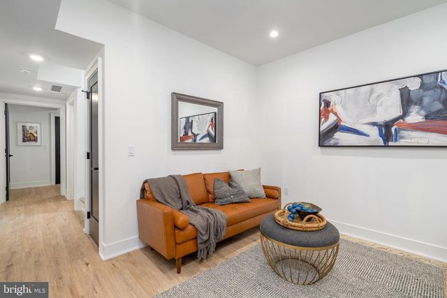 2616 E HAGERT ST, Philadelphia, PA 19125