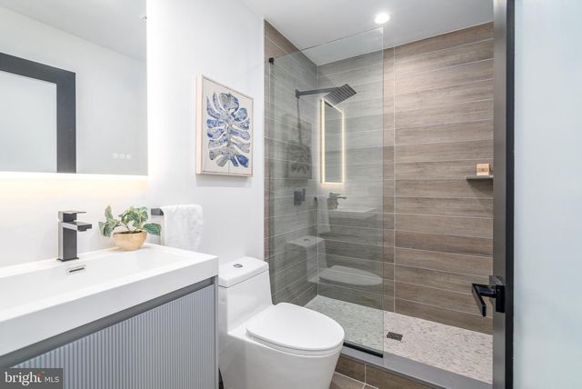 2616 E HAGERT ST, Philadelphia, PA 19125