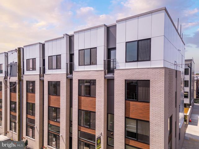 2616 E HAGERT ST, Philadelphia, PA 19125