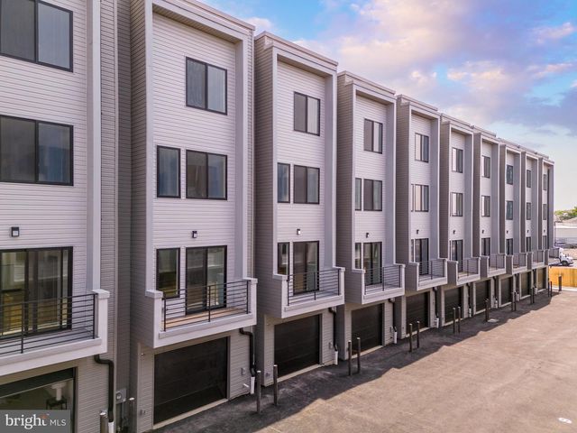 2616 E HAGERT ST, Philadelphia, PA 19125