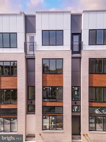 2616 E HAGERT ST, Philadelphia, PA 19125