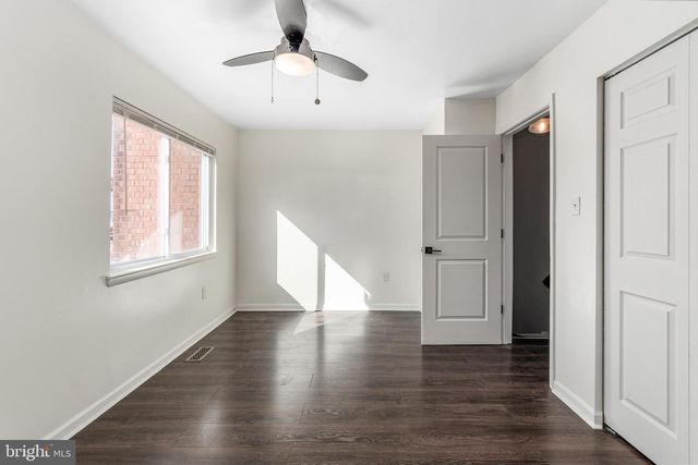 1248 BARNABY TER SE, Washington, DC 20032