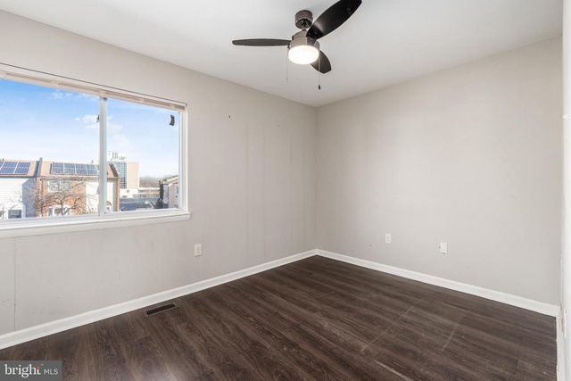 1248 BARNABY TER SE, Washington, DC 20032