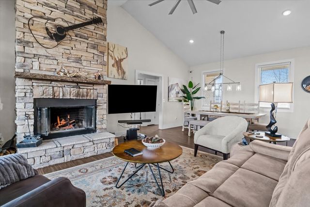 2440 Richland Harbor Rd, Waverly, TN 37185