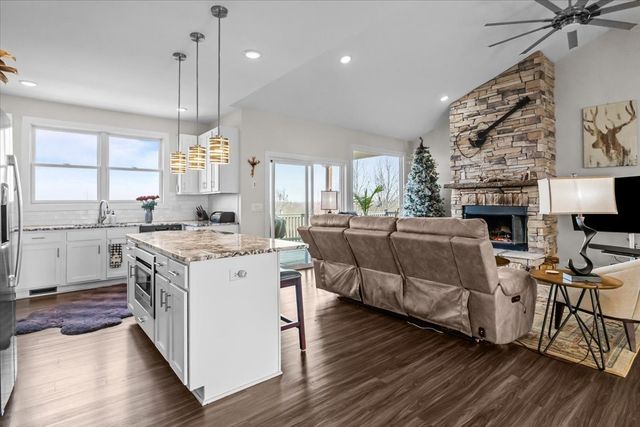 2440 Richland Harbor Rd, Waverly, TN 37185