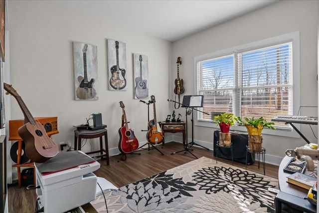 2440 Richland Harbor Rd, Waverly, TN 37185