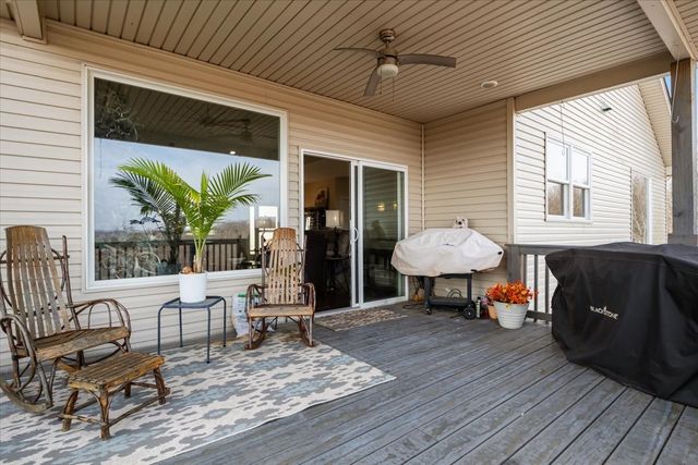 2440 Richland Harbor Rd, Waverly, TN 37185