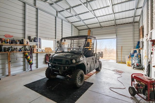 2440 Richland Harbor Rd, Waverly, TN 37185