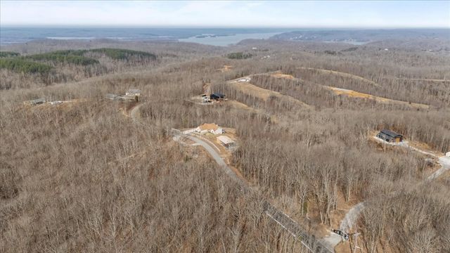 2440 Richland Harbor Rd, Waverly, TN 37185