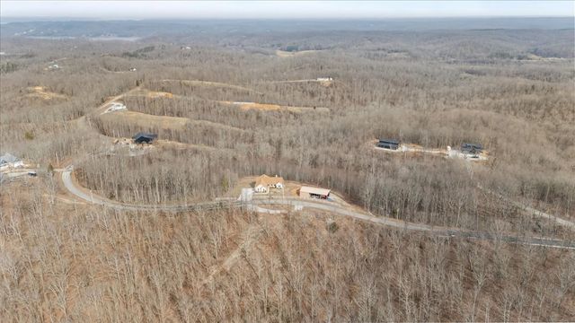 2440 Richland Harbor Rd, Waverly, TN 37185