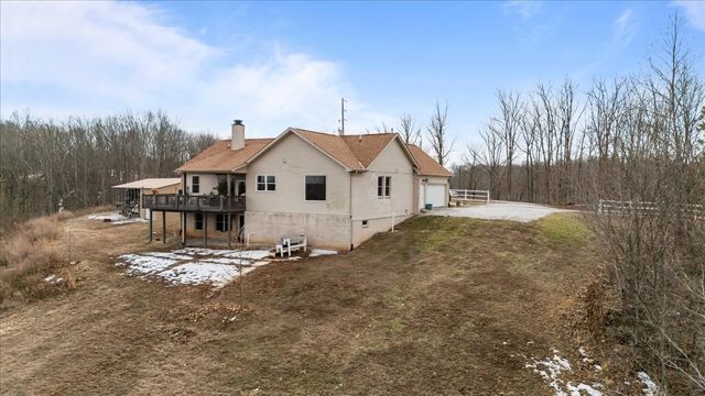 2440 Richland Harbor Rd, Waverly, TN 37185