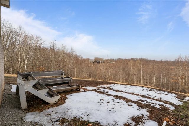 2440 Richland Harbor Rd, Waverly, TN 37185